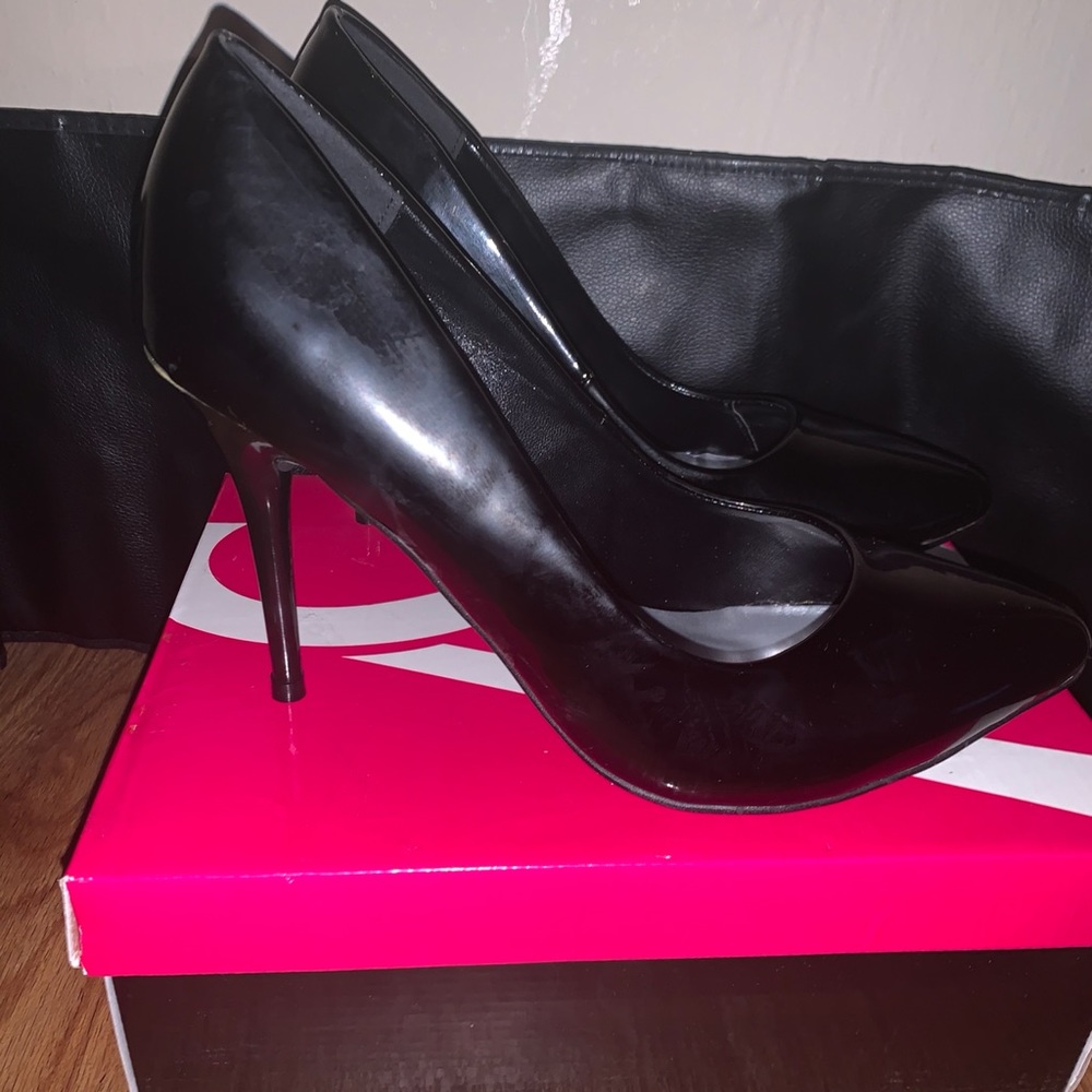 Ashley Stewart size 10w Shoe